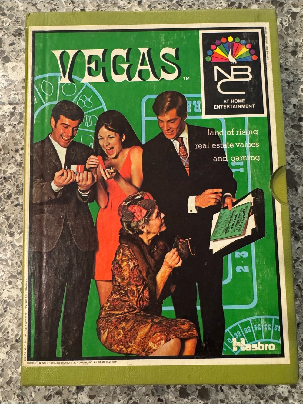 Hasbro Vegas Board Game – Green with Black & White Accents